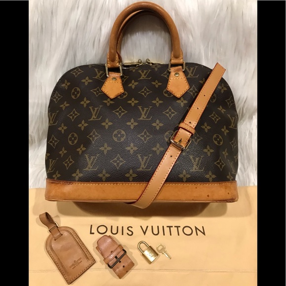 Louis Vuitton Handbags - Authentic Louis Vuitton Alma Tote #4.9B